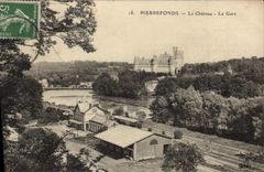 CPA Pierrefonds Le Chateau La Gare 