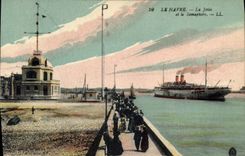 CPA Le Havre La Jetee et le Semaphore Bateau