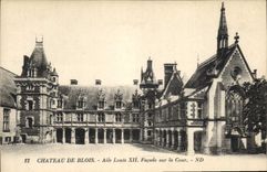 CPA Chateau de Blois Aile Louis XII facade sur la Cour 