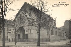 CPA Paris Place du Cardinal Amette Eglise St Leon 