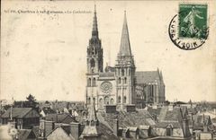 CPA Chartres a Vol d'oiseau la Cathedrale 