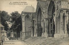 CPA Cathedrale de Chartres Portail Nord et Entree de l'Eveche 