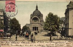 CPA Paris Le Boulevard et l'Eglise Saint Augustin 