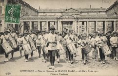 CPA Compiegne Fetes en l'honneur de Jeanne d'Arc 28 Mai 5 Juin 1911 