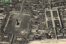 CPA Paris Panorama de la Place Vendome pris en ballon 