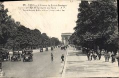 CPA Nice l'Avenue du Bois de Boulogne et l'Arc de Triopmhe de Esoile 