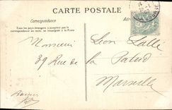 CPA Paris Buttes Chaumont interieur de la Grotte 