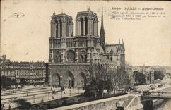 CPA Paris Notre Dame style ogival construit de 1163 a 1315 