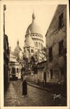 CPA Paris en flanant la Basilique du Sacre Coeur vue de la rue du Chevalier de la Barre 