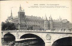 CPA Paris la Conciergerie Sainte Chapelle Tours de l'Horloge de Cesar d'Argent et de Bombee 