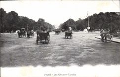 CPA Paris Les Champs Elysees 