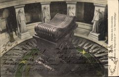 CPA Paris Palais des Invalides Tombeau de Napoleon I Le Sarcophage 