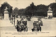 CPA Paris L'Entree des Champs Elysees et les Chevaux de Marly dus a Guillaume Coustou transfers de l