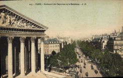 CPA Paris Boulevard des Capucines et la Madeleine 
