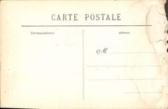 CPA Femme de Quimper en Costume de Fete 