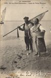 CPA La Normandie Sur les Cotes Normandie Types de Vieu Pecheurs 