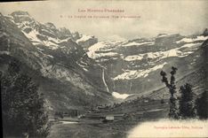 CPA Les Hautes Pyrenees Le Cirque de Gavarnie vue d'ensemble 