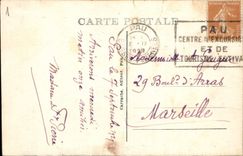 CPA Pau Chateau Henri IV Entree principale et Cour d'Honneur