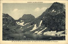CPA Massif de Belledonne Lac et Pic du Grand Domenon au fond le col et les clochetons de Freydane 