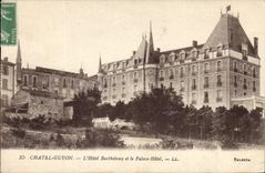 CPA Chatel Guyon L'Hotel Barthelemy et le Palace Hotel 