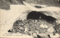 CPA Les Pyrenees Gavarnie Le Pont de Neige 