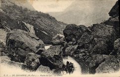 CPA Gavarnie H Pyr Route de Luz Le Chaos 