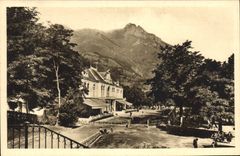 CPA Cauterets Le Casino et L'Esplanade 