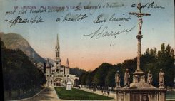 CPA Lourdes La Basilique le Calvaire 