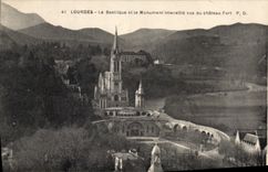 CPA Lourdes La Basilique et le Monument interaille vus du Chateau Fort 