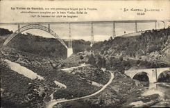 CPA La Vallee de Garabit site tres pittoresque baigne par la Truyere 