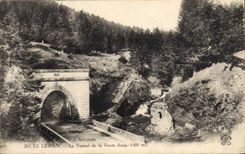 CPA L'Auvergne Le Lioran Le Tunnel de la Route 