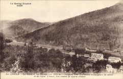 CPA Le Cantal Illustre Le Lioran La Gare et les Hotels 