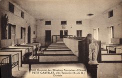 CPA Petit Noviciat des Missions Francaises d'Orient Petit Castelet pres Tarascon B du R Dortoir 