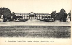 CPA Palais de Compiegne Facade Principale Cote du Parc 