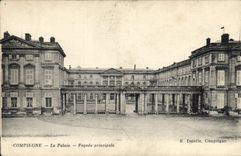 CPA Compiegne Le Palais Facade principale 