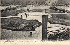 CPA Compiegne Le Carrefour de l'Armistice Ceremonie du 11 novembre 1922