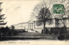 CPA Compiegne Le Parc et le Palais 