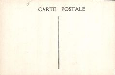 CPA Bourges Facade de la Cathedrale vue de l'Hotel des Postes 