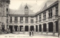 CPA Bourges La Cour du Palais Jacques Coeur 