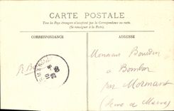CPA Amiens L'Eglise Saint Leu Tramway