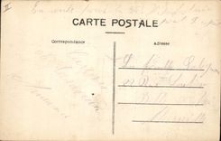 CPA Le Pont suspendu sur le Rhone a Tarascon par l'arrivee du Beaucaire le chateau du Roi Rene et le