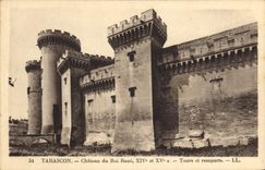 CPA Tarascon Chateau du Roi Rene XIV et XV S tours et remparts 