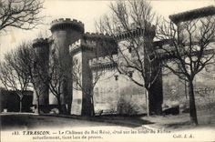 CPA Tarascon le Chateau du Roi Rene situe sur les Bords du Rhone actuellement tient lieu de prison 