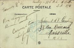 CPA Le Pont suspendu sur le Rhone a Tarascon par l'arrivee de Beaucaire le Chateau du Roi Rene et le