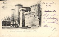 CPA Tarascon le Chateau du Roi Rene Cote de la Ville 