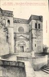 CPA Chateau de Grignan Drome Parvis et facade de l'Ancienne Collegiale St Sauveur portioque reconstr
