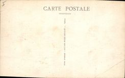 CPA Grignan le Chateau restaure sur la Terrasse Allee de la 2e Cour d'Honneur Tour Francois Ier