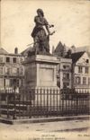 CPA Beauvais la statue de Jeanne Hachette 