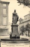 CPA Aix en Provence Statue du Roi Rene 