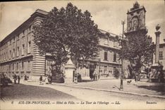 CPA Aix en Provence Hotel de Ville La Tour de l'Horloge 